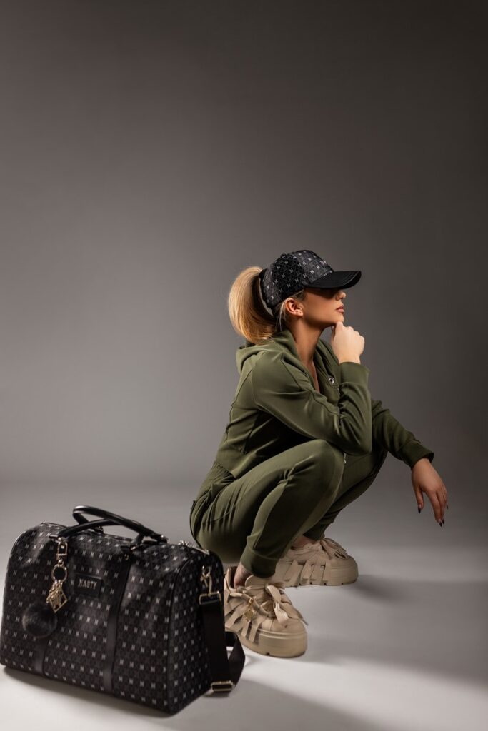 Urban Beauty: Spodnie Skinny Urban Beauty: Bluza Hoodie