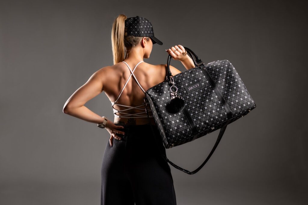 Dark Monarch; Urban Beauty: Cargo; Czapka 1Nasty Crew; Torba 1Nasty Crew;