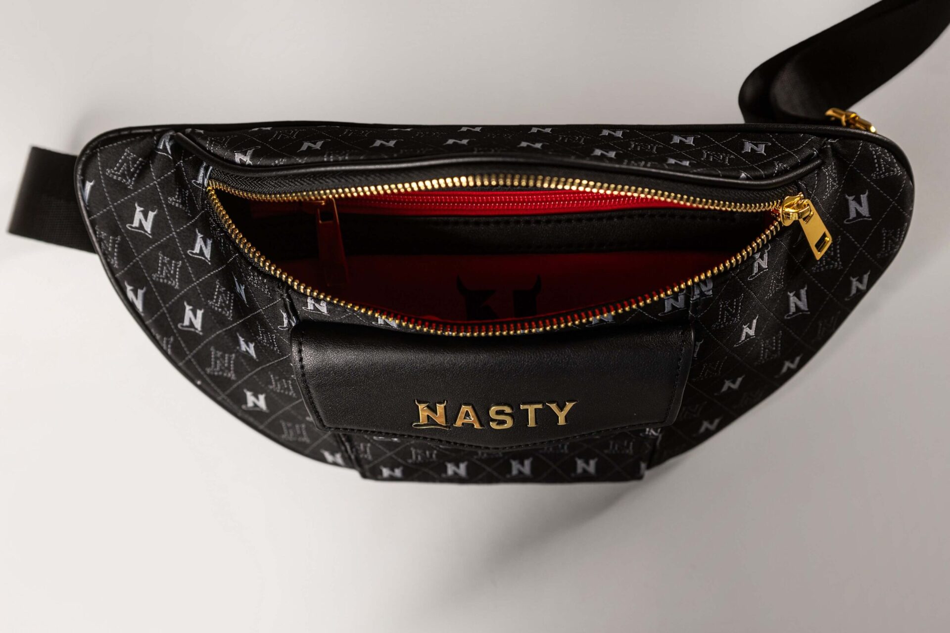 Gold Nerka 1Nasty – Crew